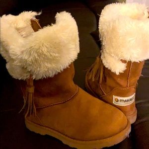 Makalu Shearling Boots